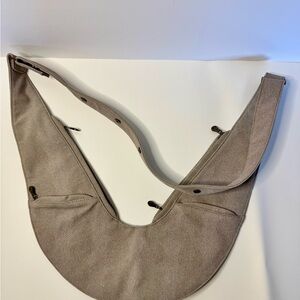 Neutral Textured Hobo Shoulder Bag - Taupe